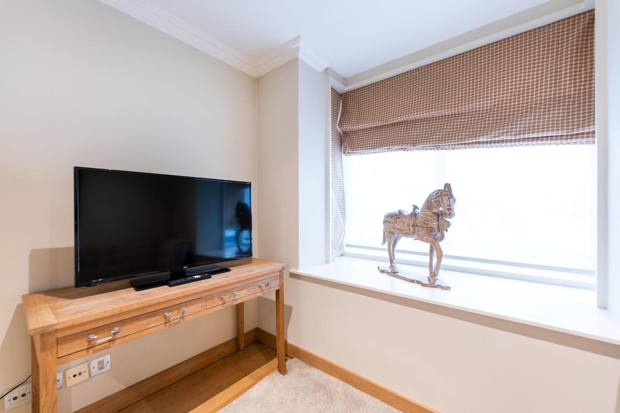 Luxury 6 Bedroom House In Southwick Street Лондон Экстерьер фото